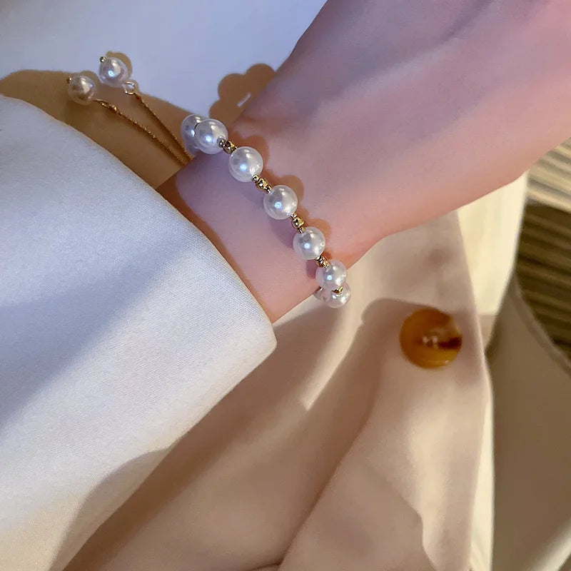 Elegant Baroque Pearl Bracelet